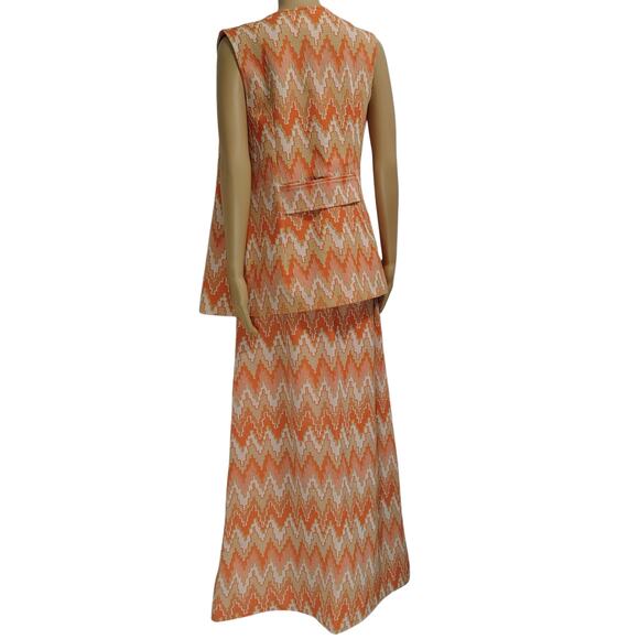 60s Orange Chevron Print Maxi Skirt Matching SS Vest Leisure Suit Set Size 13/14 - Picture 9 of 11